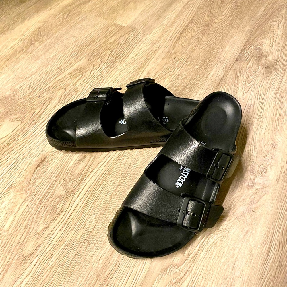 Birkenstocks EVA in Black